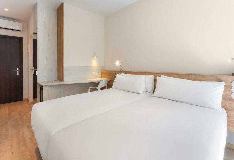 Номер Стандарт, B&b Hotel Lisboa Montijo