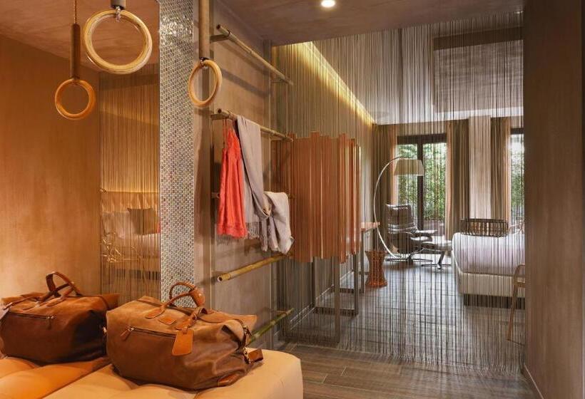 小型套房, Milan Suite