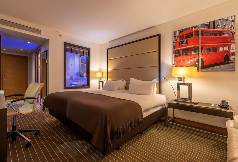 Номер Deluxe, Pestana Chelsea Bridge Hotel & Spa