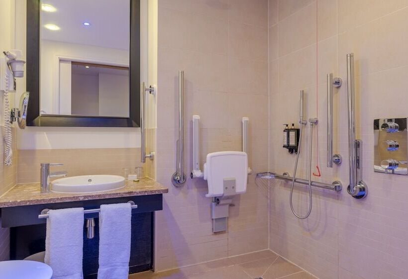 장애인을 위한 스탠다드 룸, Pestana Chelsea Bridge Hotel & Spa