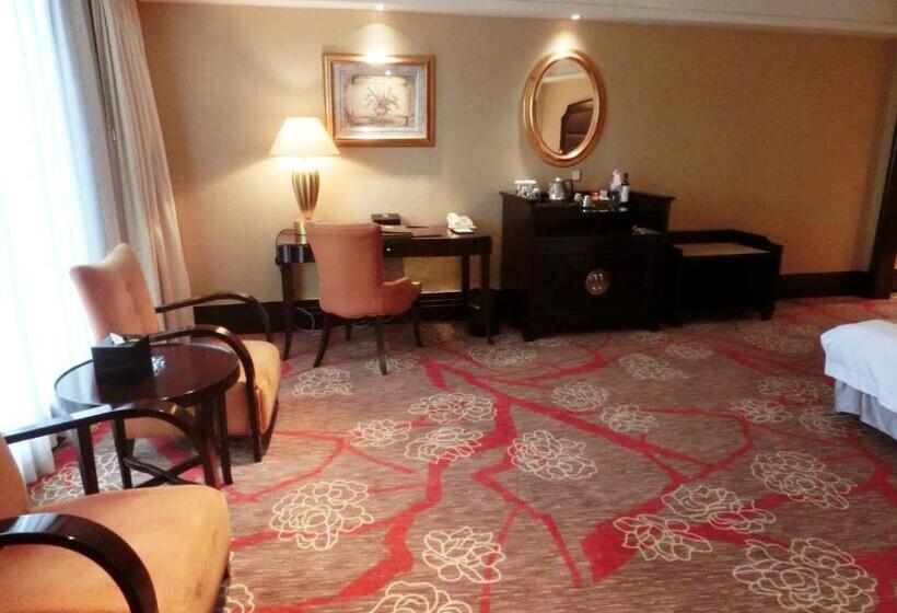 Номер Deluxe, Royal Mediterranean