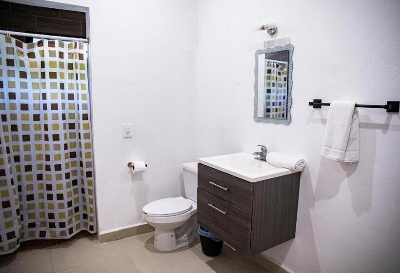 Üç Kişilik Standart Oda, & Temazcal Bacalike