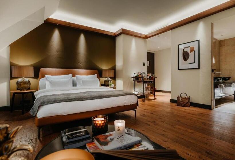 Полулюкс Повышенной Комфортности, Do & Co Hotel München