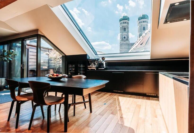Люкс с Террасой, Do & Co Hotel München