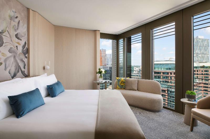Номер Премиум, Pan Pacific London