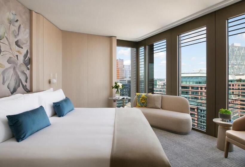Номер Премиум, Pan Pacific London