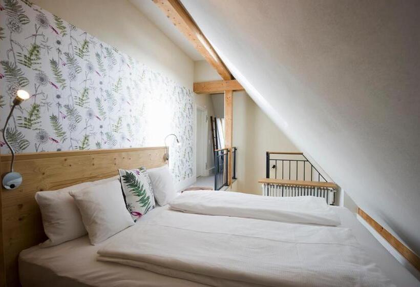 Полулюкс Повышенной Комфортности, Berghaus Freiburg   Appartement Hotel Auf Dem Schauinsland