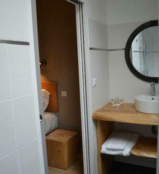 Четырехместный Номер Superior, Logis Auberge De Pont Calleck