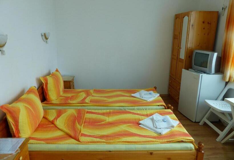 Номер Стандарт Вид на Море, Sunhouse Rooms