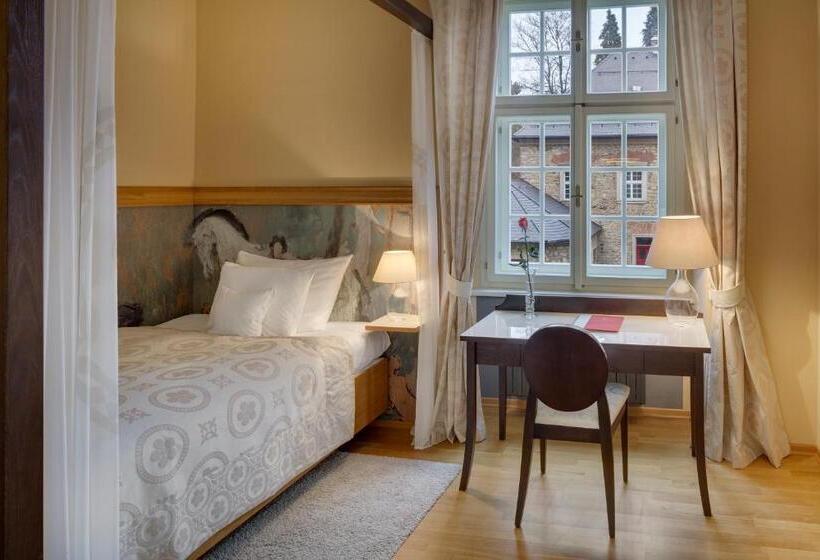 Family Suite, Chateau Herálec Boutique Hotel & Spa By L Occitane