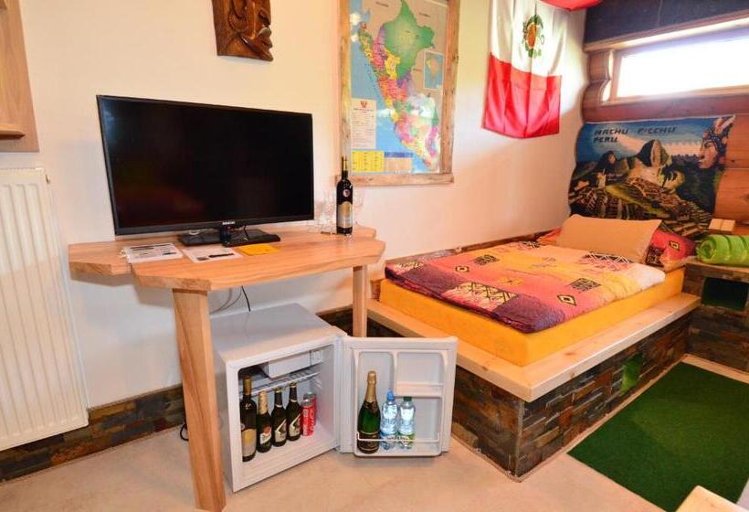 Люкс Дюплекс, Resort Svět