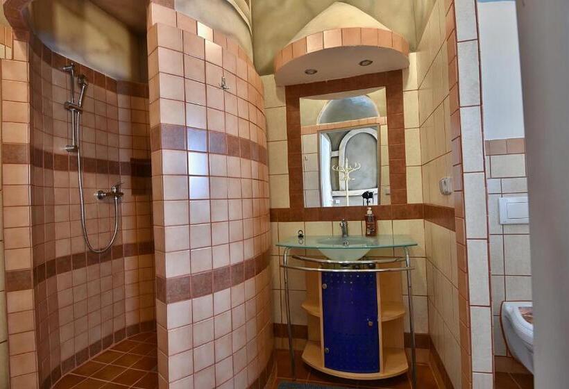 Семейные Апартаменты, Resort Svět