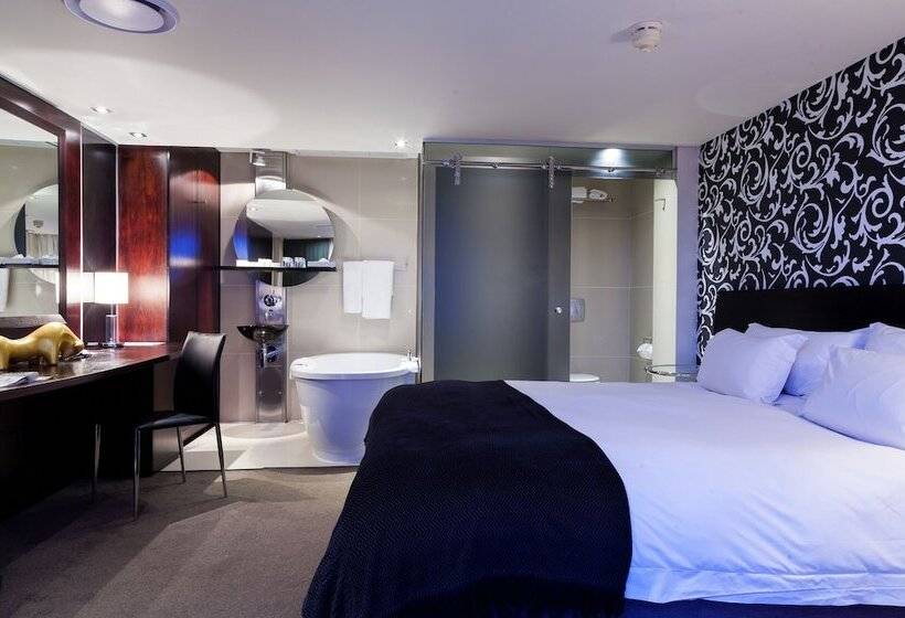 Люкс 3 Спальни, Colosseum Luxury