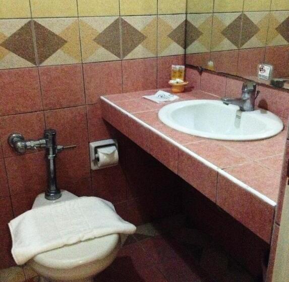Номер Стандарт, Crown Regency Residences Davao