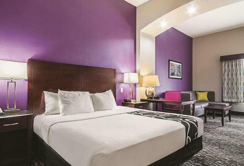 Номер Executive, La Quinta By Wyndham Fresno Northwest