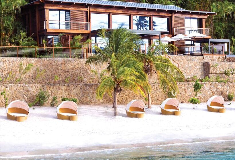 Apartament 4 Sypialnie, Sugar Beach, A Viceroy Resort