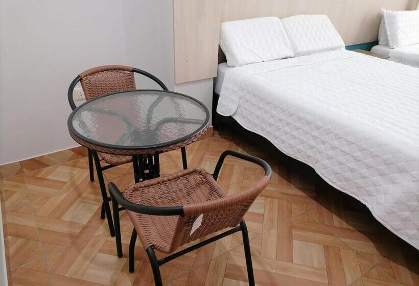 חדר משפחתי, Hostal Terraoro
