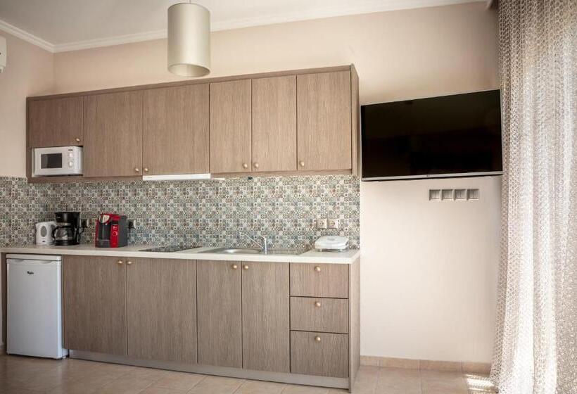 Студия Стандарт, Royalty Suites Seaside
