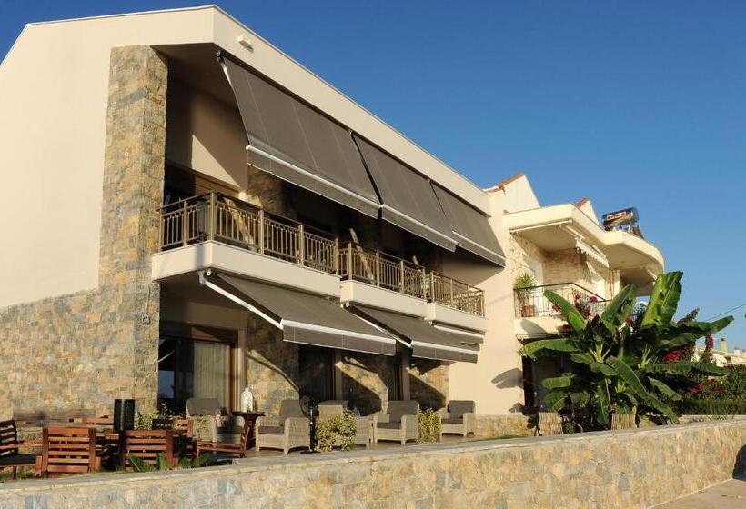 Королевский Люкс, Royalty Suites Seaside