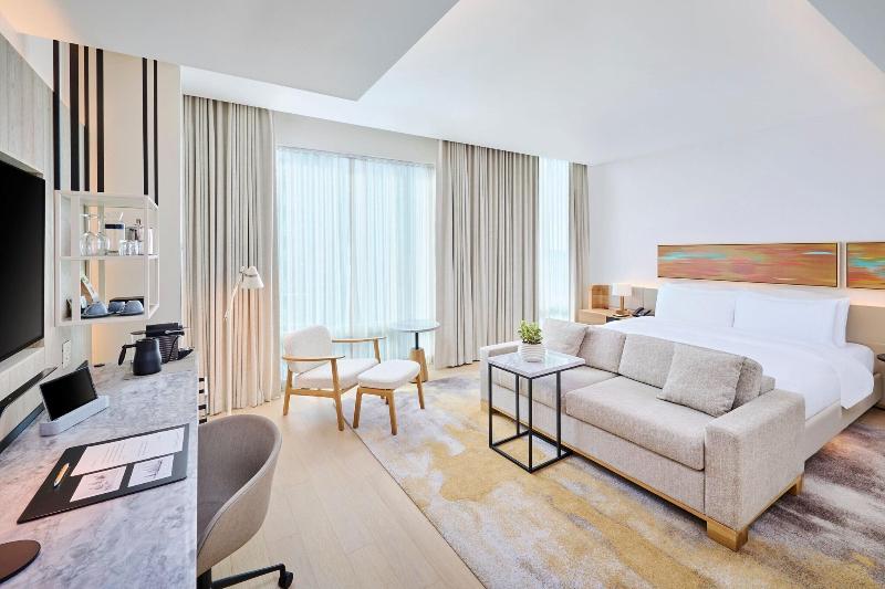 스탠다드 스튜디오 킹침대, The Pearle Hotel & Spa, Autograph Collection