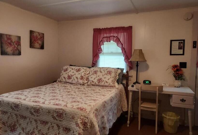 Трехместный Номер Классика, Serenity Motel