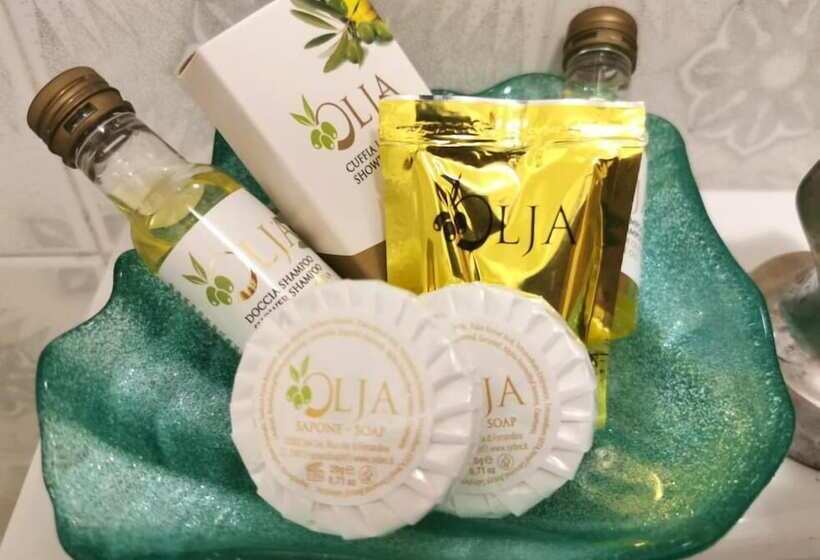 اتاق لوکس, Tea  Praia A Mare