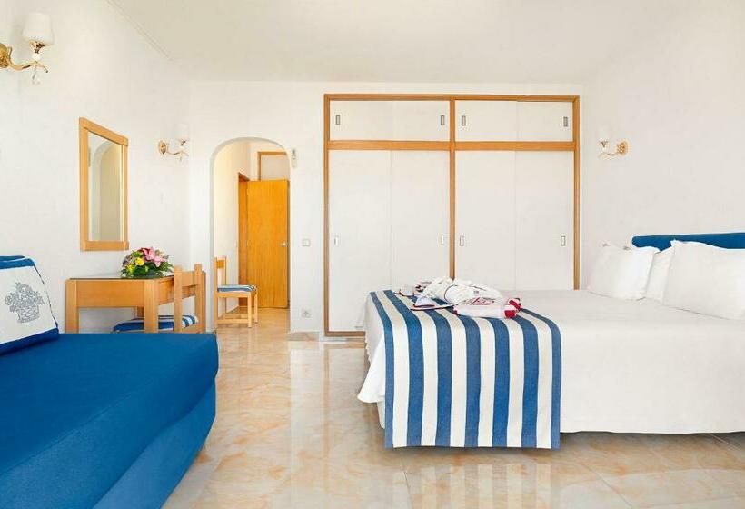 Апартаменты Deluxe 2 Спальни Вид на Море, Grand Muthu Oura View Beach Club