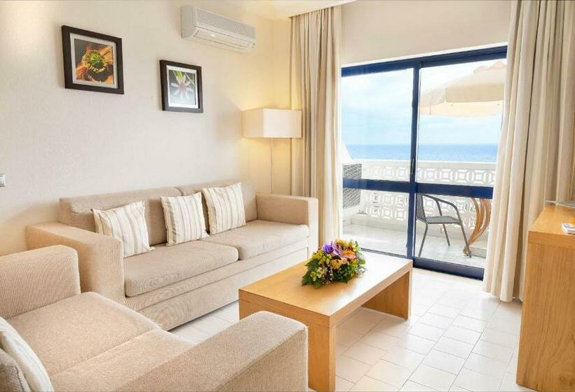 Апартаменты Deluxe 2 Спальни Вид на Море, Grand Muthu Oura View Beach Club