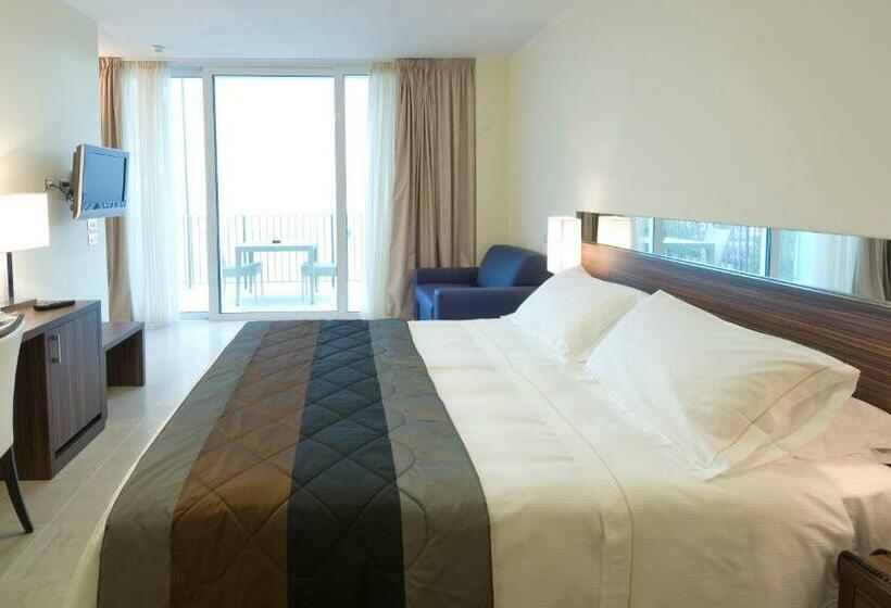 اتاق پرستیژ با چشم‌انداز دریا, Mercure Rimini Lungomare