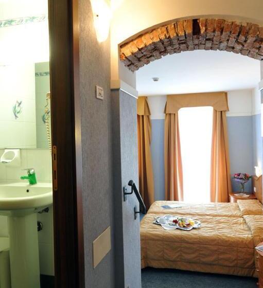 Номер Стандарт, Park Hotel Jolanda