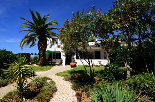标准平房, Quinta Do Paraiso  Al
