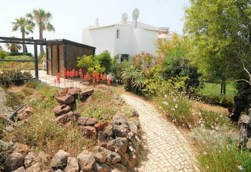 标准平房, Quinta Do Paraiso  Al