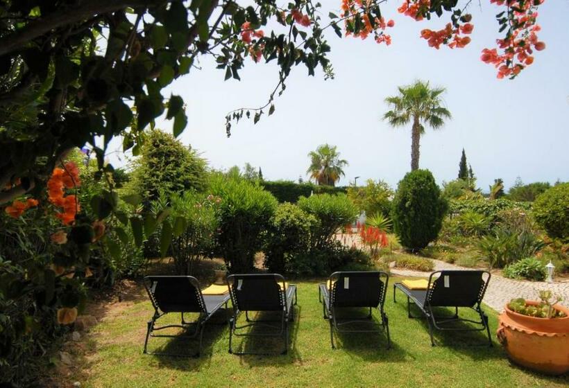 标准平房, Quinta Do Paraiso  Al