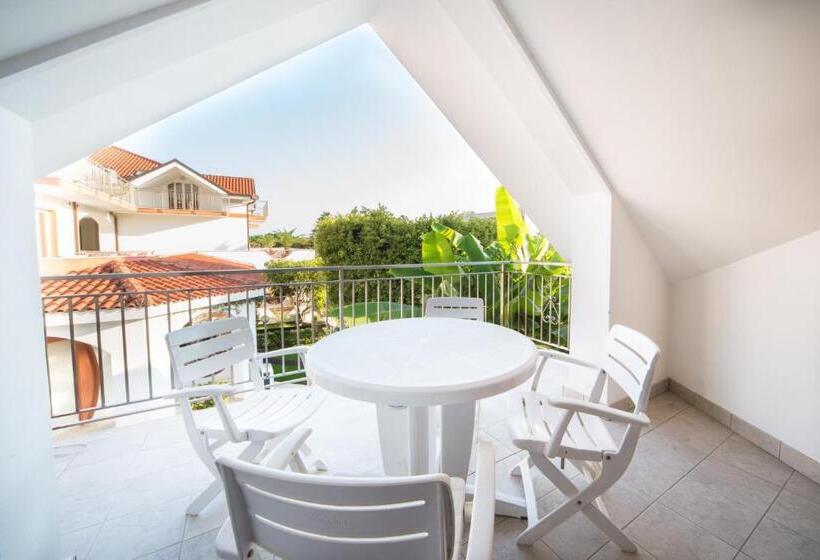 Студия Стандарт, Diano Sporting Apartments