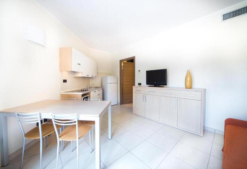 Апартаменты 1 Спальня, Diano Sporting Apartments