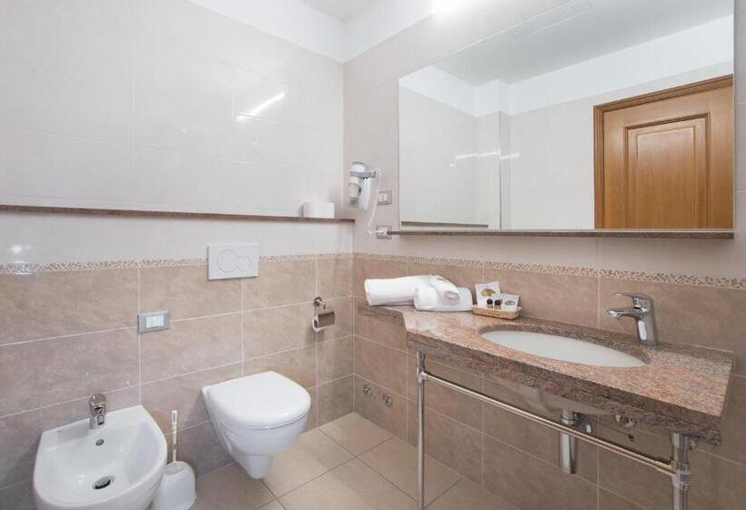 Семейное Студио, Diano Sporting Apartments