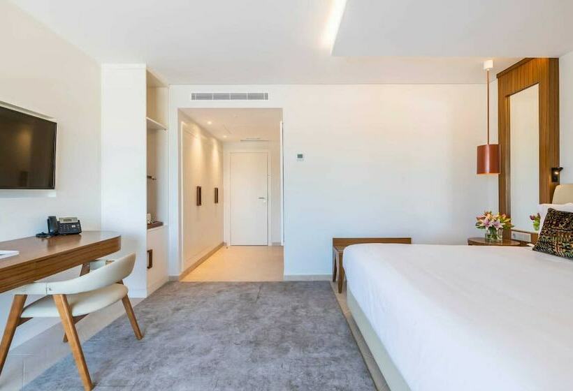 수피리어 룸 풀장 전망, Regency Salgados Hotel & Spa