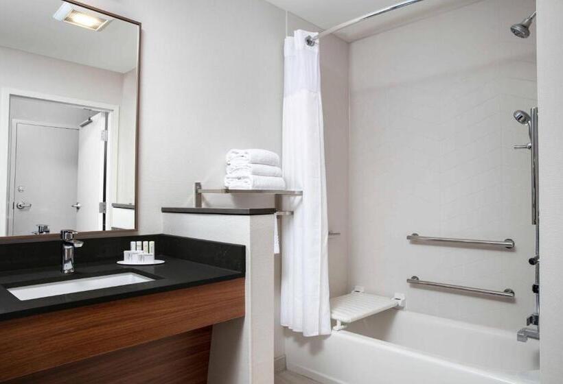 غرفة قياسية سرير كينج, Fairfield By Marriott Inn & Suites Lewisburg