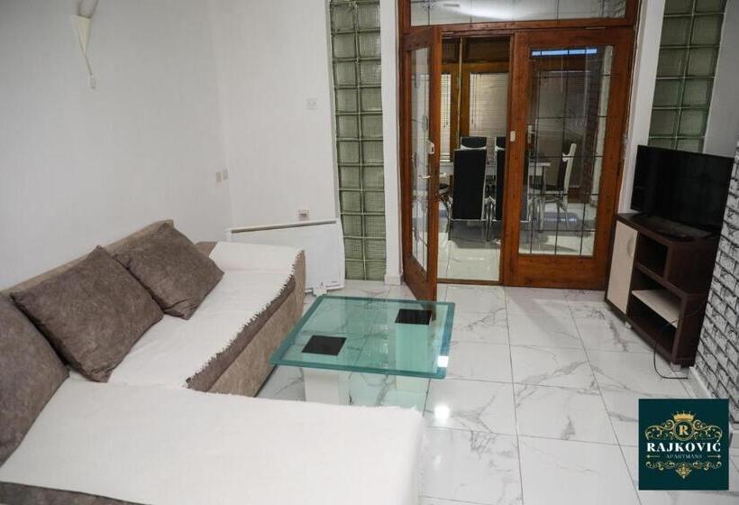 آپارتمان 1 خوابه با چشم‌انداز, Apartmani Rajkovic
