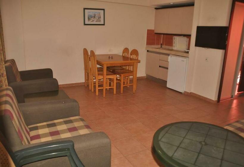 Huoneisto 2 Makuuhuonetta, Club Sidar Apart