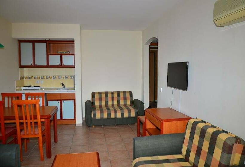 Huoneisto 2 Makuuhuonetta, Club Sidar Apart