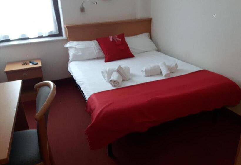 اتاق استاندارد یک نفره, Gh Hotel Piaz