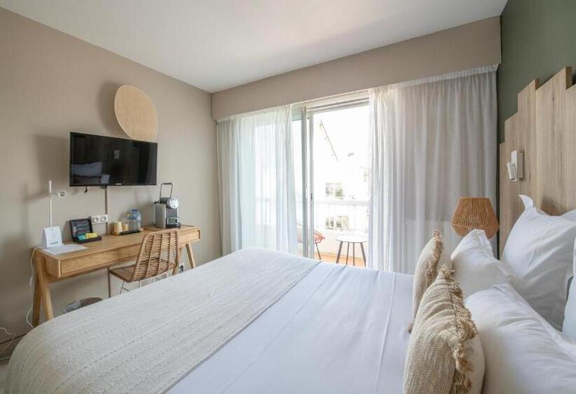 Номер Стандарт с Террасой, Hôtel Bo & Mia