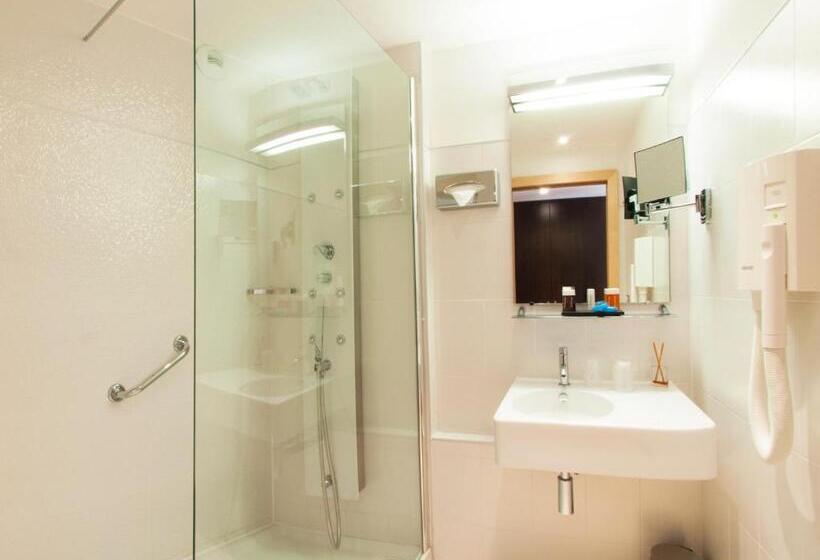 Классический Номер, Montaigne & Spa