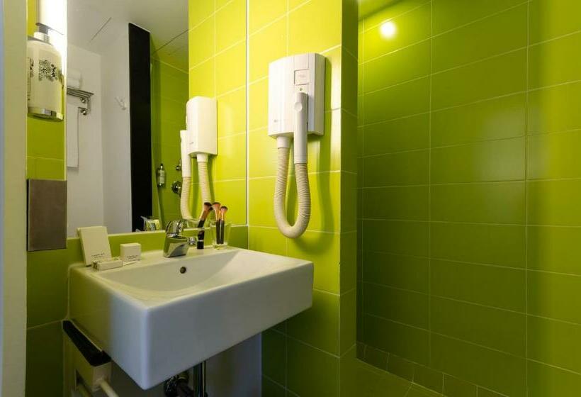 Quarto standart individual, Gat Rossio