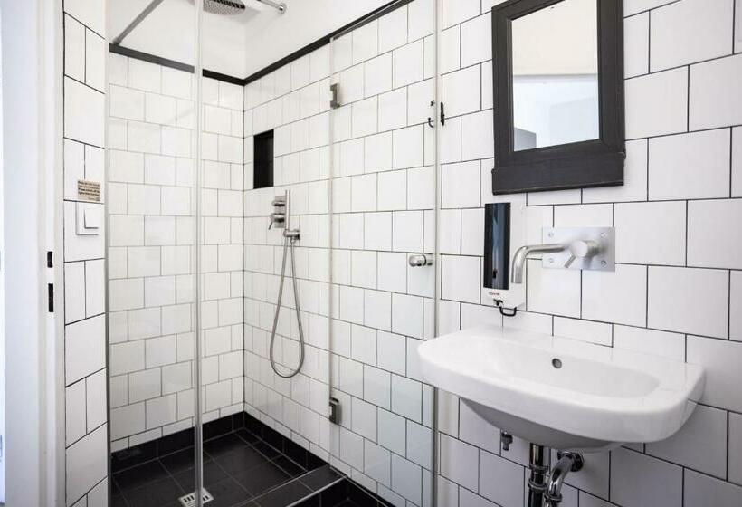 Standaard Éénpersoonskamer, Sir Toby's Hostel