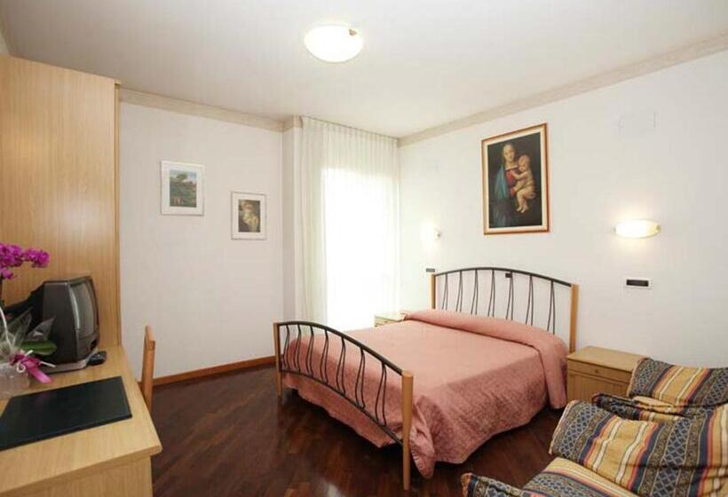 اتاق استاندارد, Albergo Bice