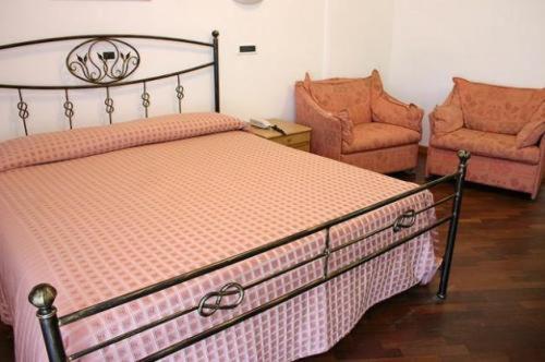 اتاق استاندارد سه نفره, Albergo Bice