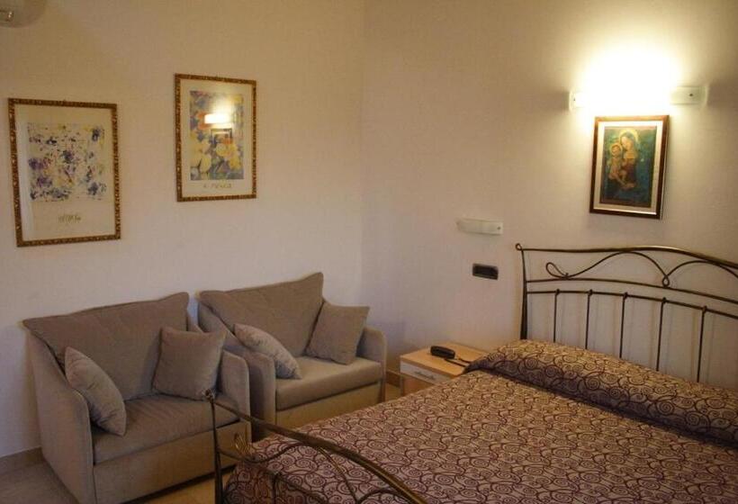 اتاق استاندارد چهار تخته, Albergo Bice