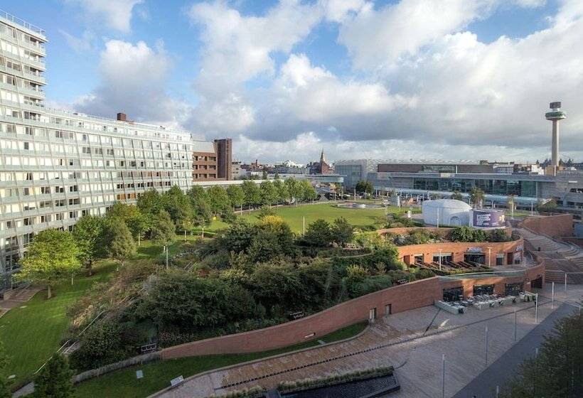 Номер Deluxe Кровать Кинг, Hilton Liverpool City Centre